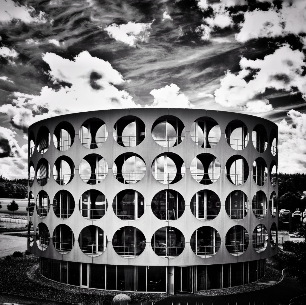 Helvetic Geometries